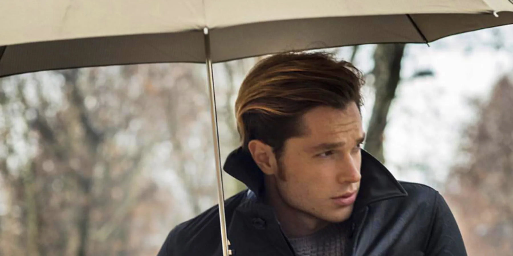 Umbrella Etiquette: Mastering the Art of Carrying a Luxury Umbrella in Style