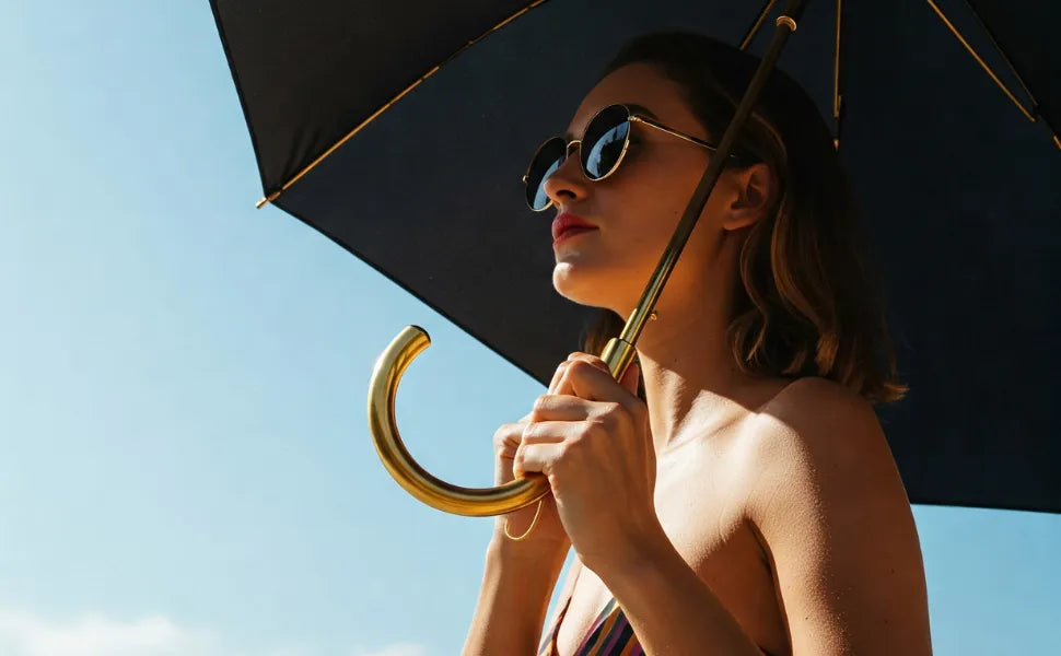 How to Stylishly Use a Luxury Umbrella on Sunny Days: Elegance, UV Protection & More
