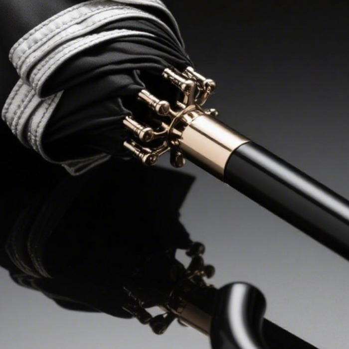 Handmade vs. Mass-Produced: Why Classic Luxury Umbrellas Are Worth It