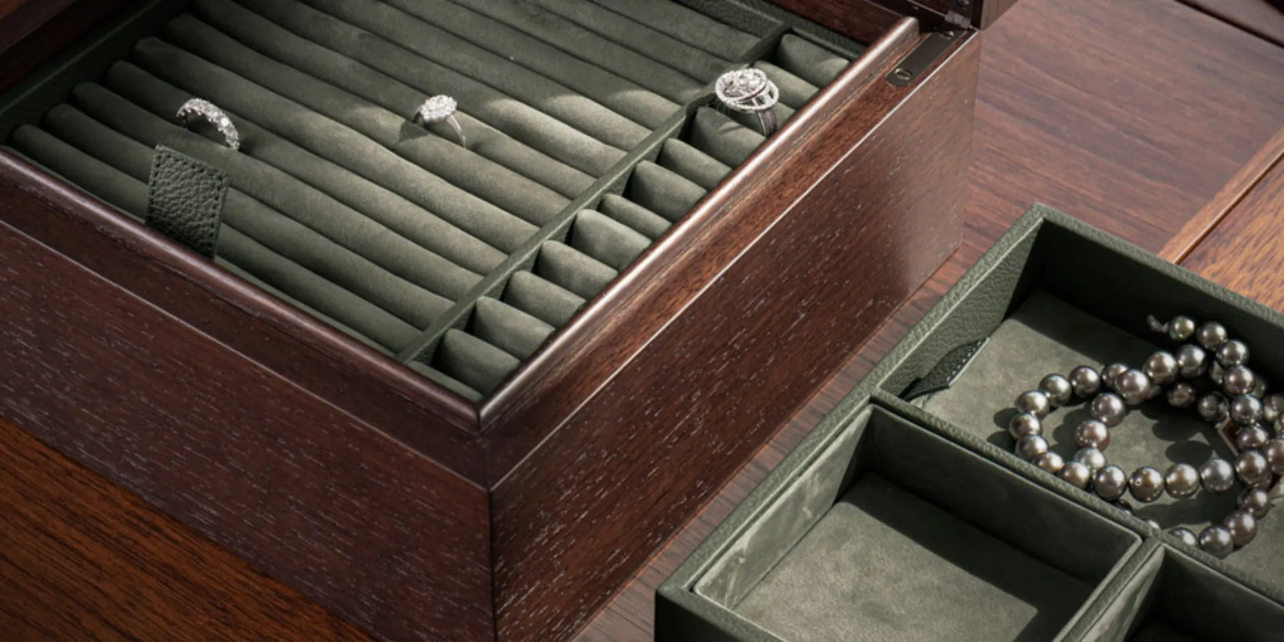 Luxury Jewelry Trays: Organize with Elegance