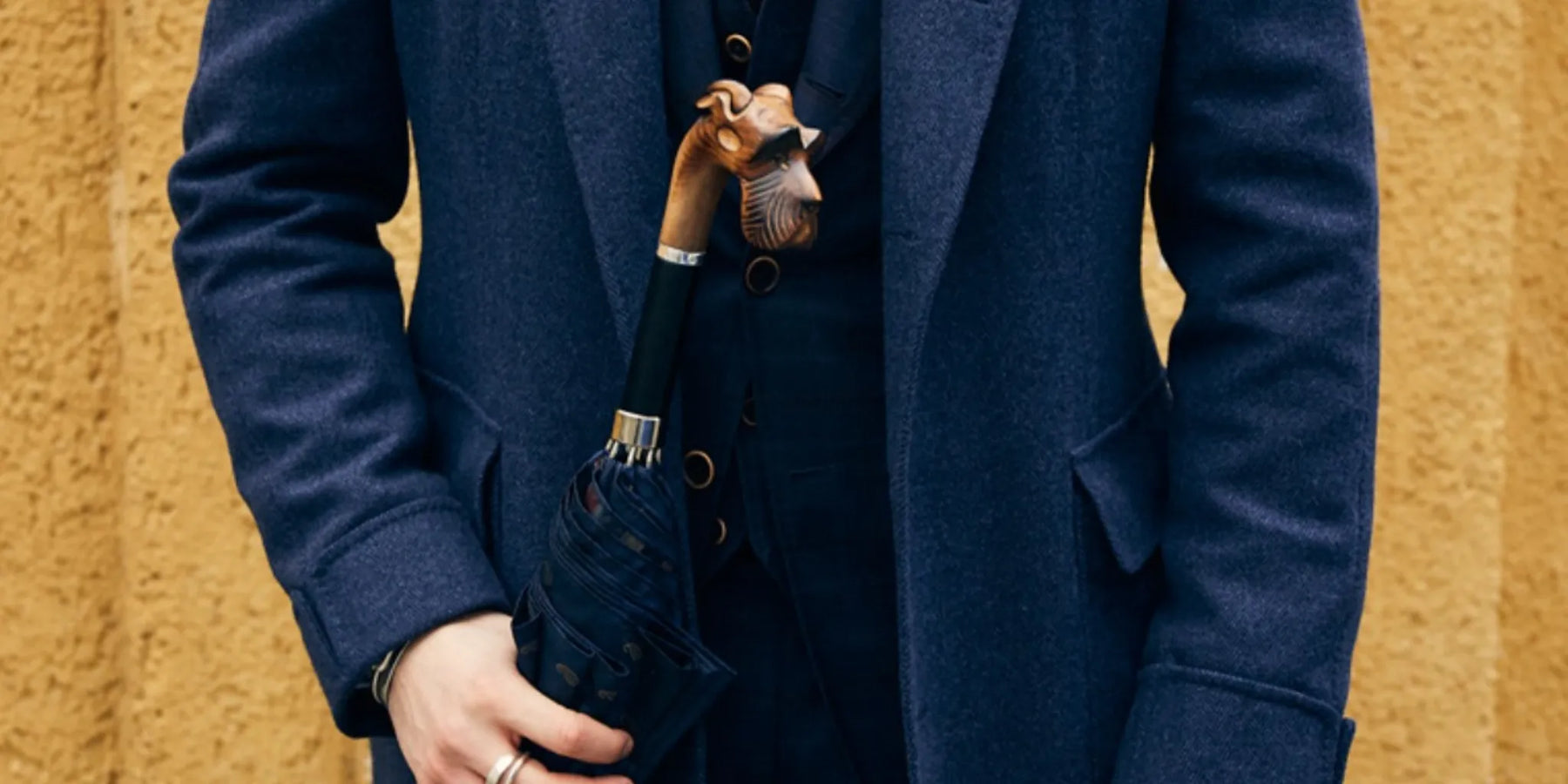 Materials Used in Manufacturing Luxury Umbrellas: Craftsmanship and Quality Unveiled