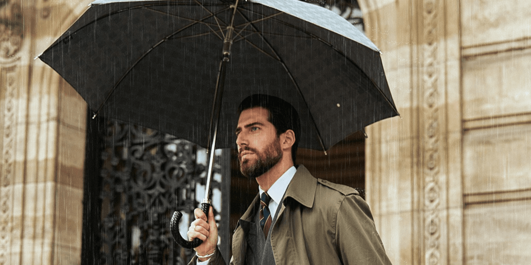 Innovative Materials and Designs: The Evolution of Luxury Umbrellas