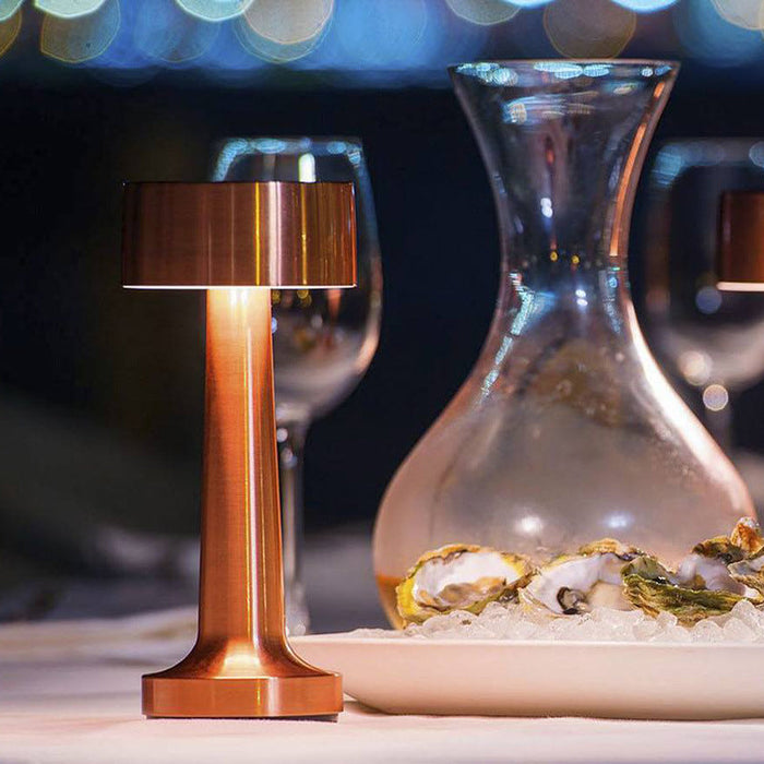T-Bar Table Lamp: Sleek and Contemporary Lighting