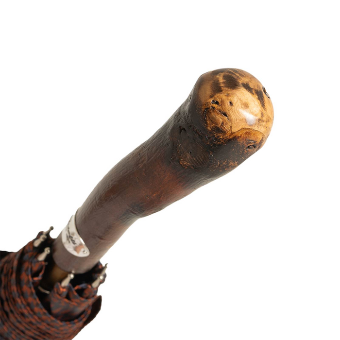 Classic Umbrella with Straight Continuous Stick in Chestnut