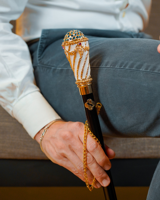 Exclusive Crystals Handcrafted Knob Walking Stick