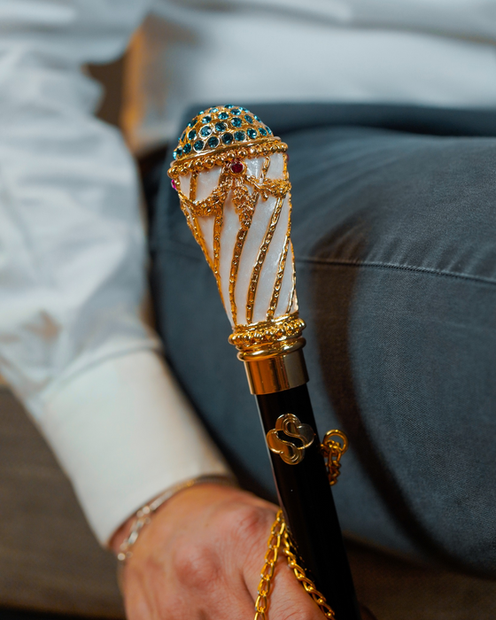 Exclusive Crystals Handcrafted Knob Walking Stick