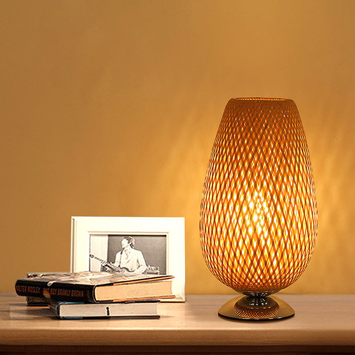 Eeco-Friendly Bamboo Rustic Design Lamp