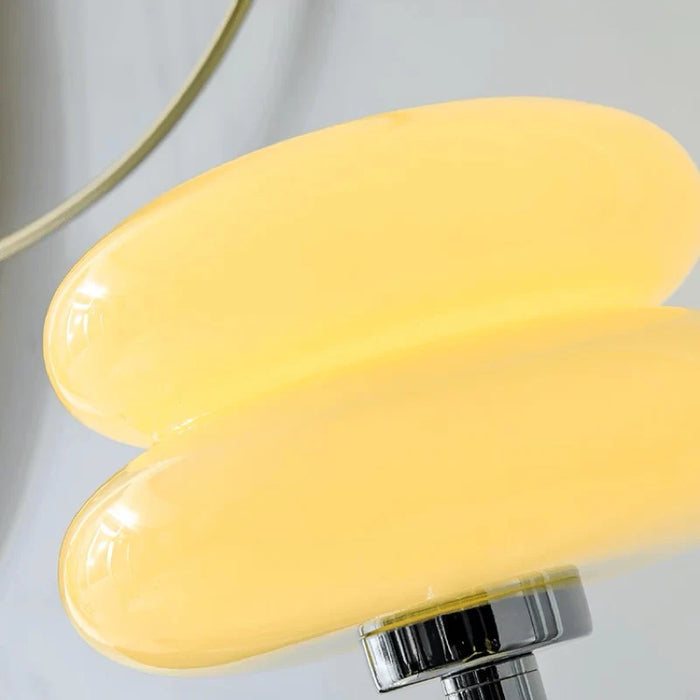 Minimalist and Elegant Nordic Round Metal and Glass Table Lamp