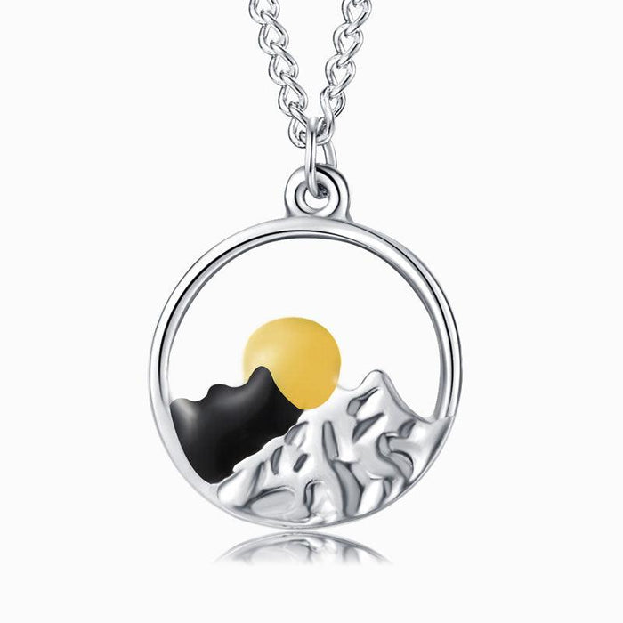 Mountain Design Exclusive Necklace