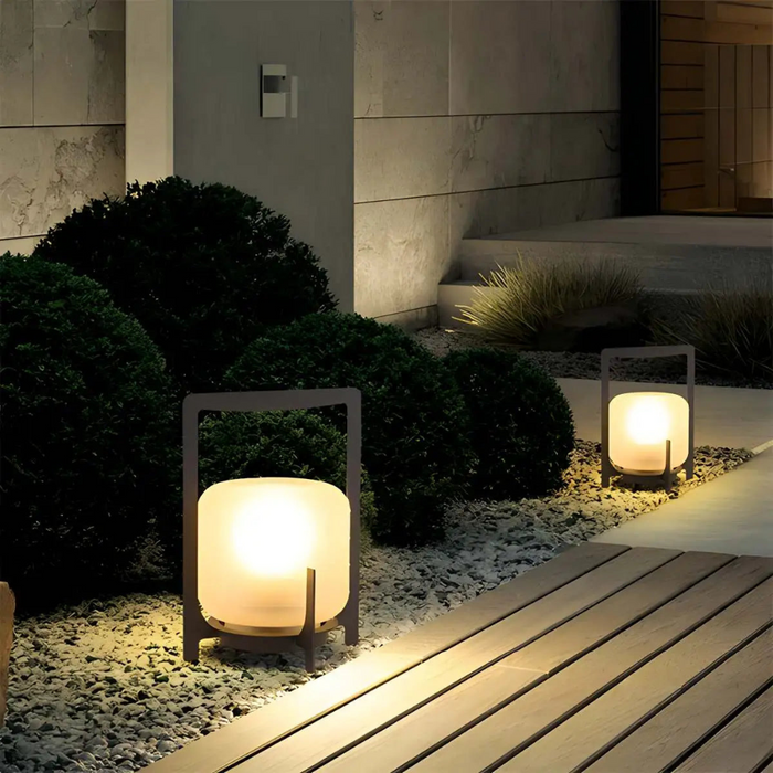 Sophisticated Solar-Powered Lighting Solution for an Eco-Friendly Ambiance