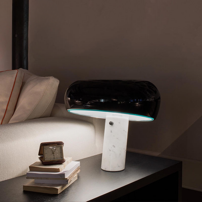 Carbon Steel Exclusive Table Lamp for Home and Office