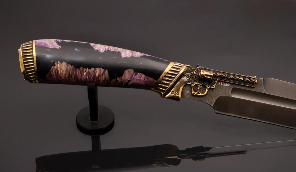 Designer Exclusive Handmade Knife with Revolver Guard