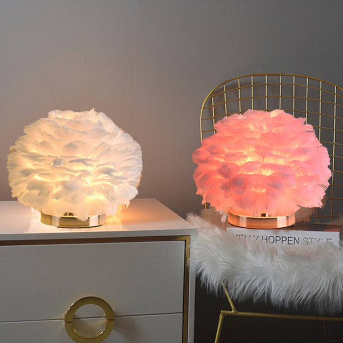 Rounded Feather Table Lamp: Soft and Elegant Lighting