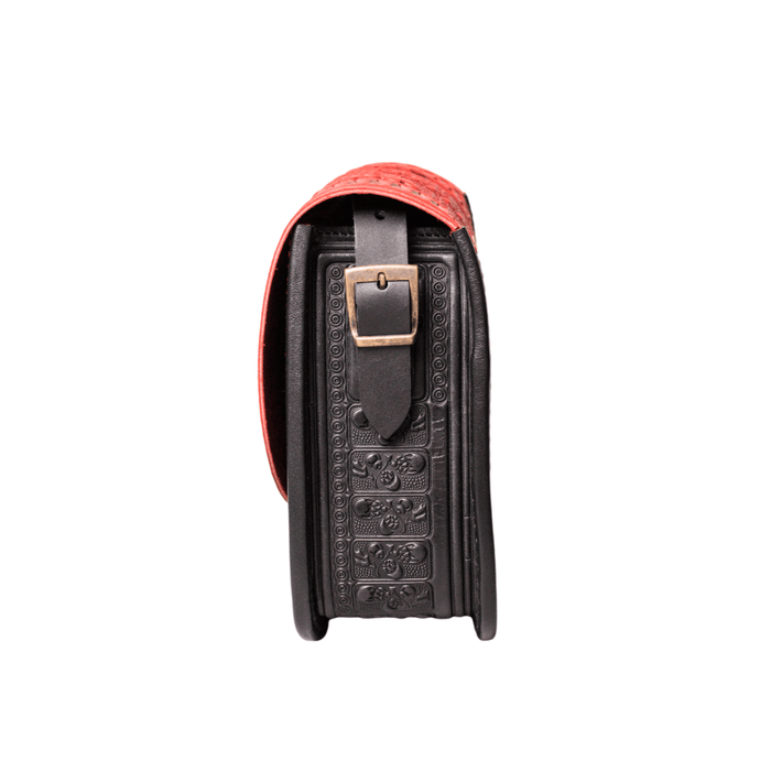 Stylish and Durable Leather Messenger Crossbody Bag for Women