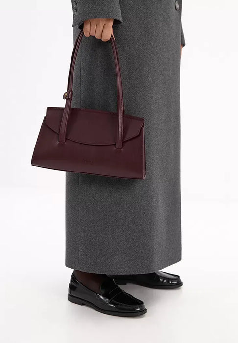 Premium Natural Leather Handbag for Women – Stylish and Long-Lasting