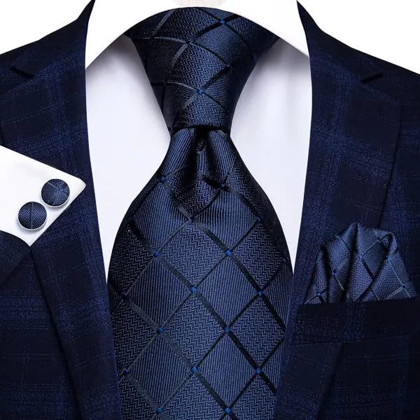 Elegant Dark Blue Silk Tie for Classy Men
