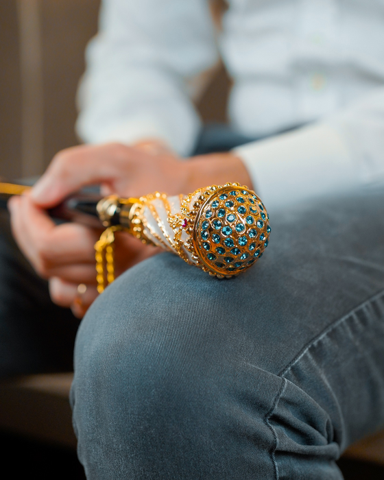 Exclusive Crystals Handcrafted Knob Walking Stick