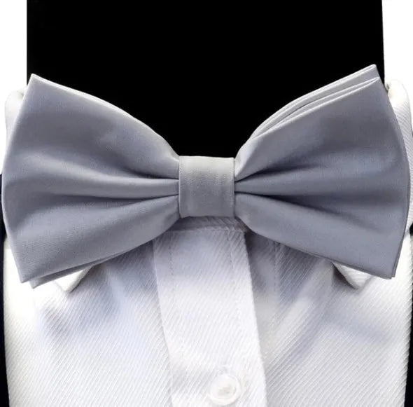 Silver Silk Pre-Tied Bow Tie for Classy Men Elegant Formal Accessory