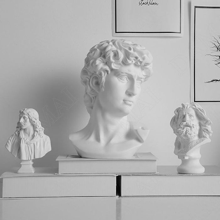 ROMANUS Artistic Character Figurines