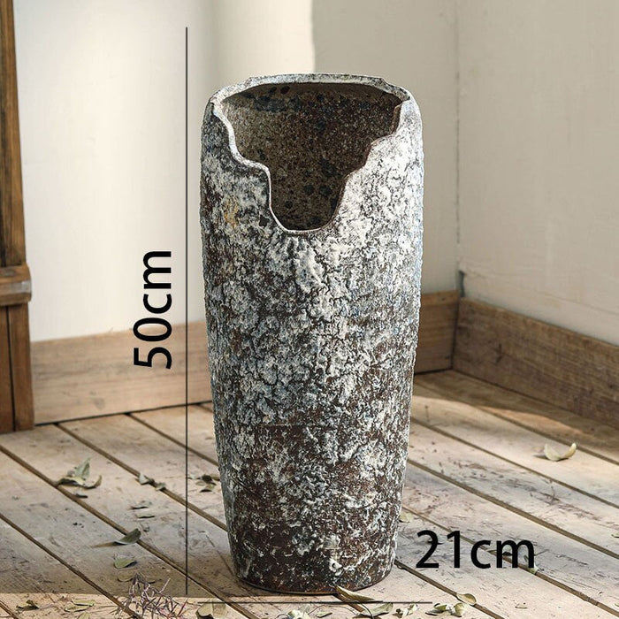 PORCELA Antique Retro Vase