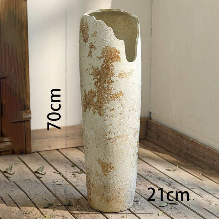 PORCELA Antique Retro Vase