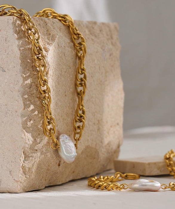 Stylish Vintage Necklace for Ladies