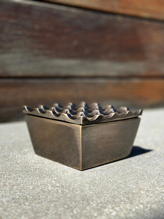 Windproof Brass Ashtray – Antique Finish with Detachable Top