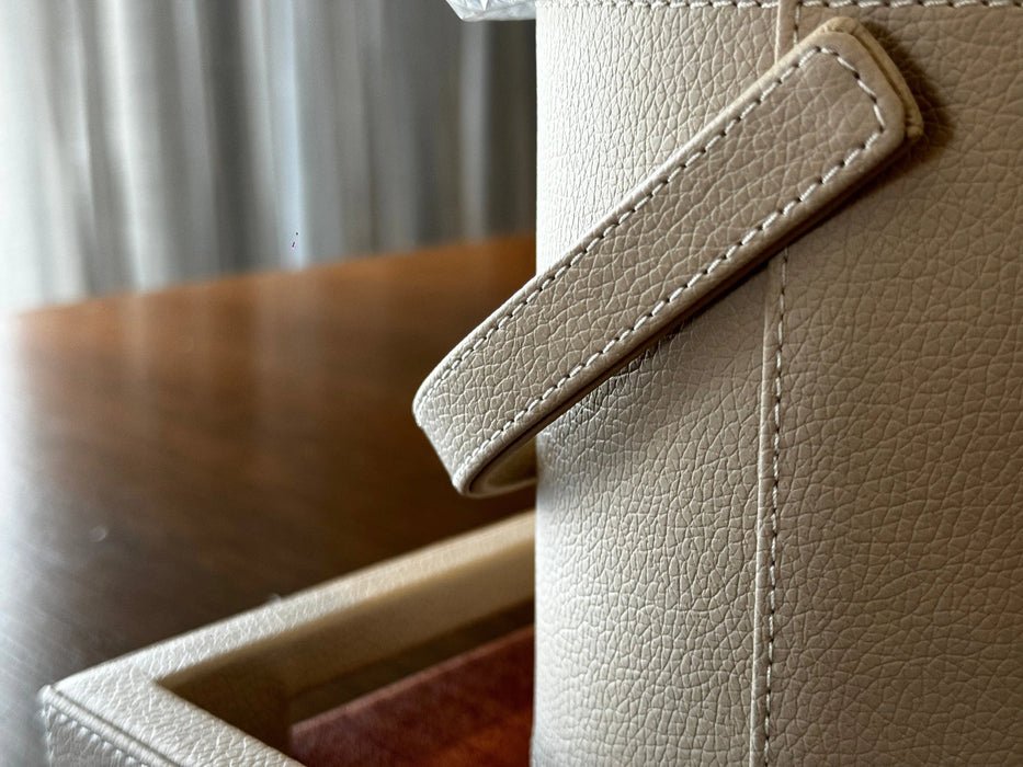 Luxury Leather Ice Bucket – Built-In Tray & Lid Tongs Holder