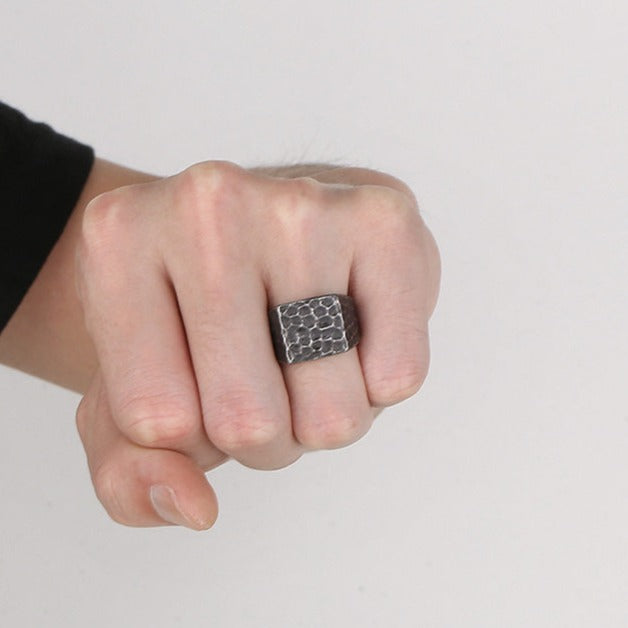 Men's Hammer Pattern Square Silver Ring