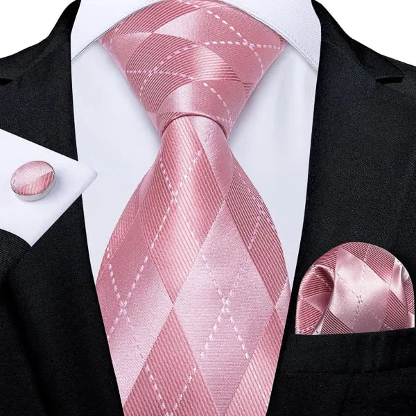 Pink Argyle Silk Necktie for Classy Men - Stylish Accessory for Formal Events