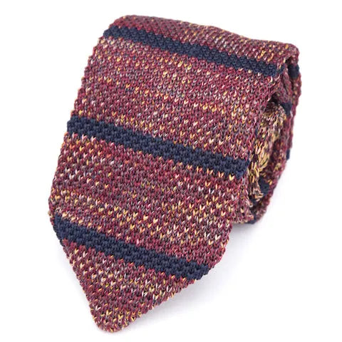 Red Striped Knitted Tie for Classy Men - Stylish Accessory for Formal and Casual Wear
