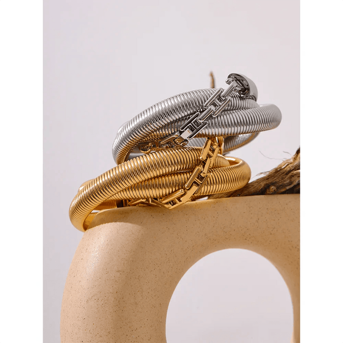 Stylish Bracelet with Layers