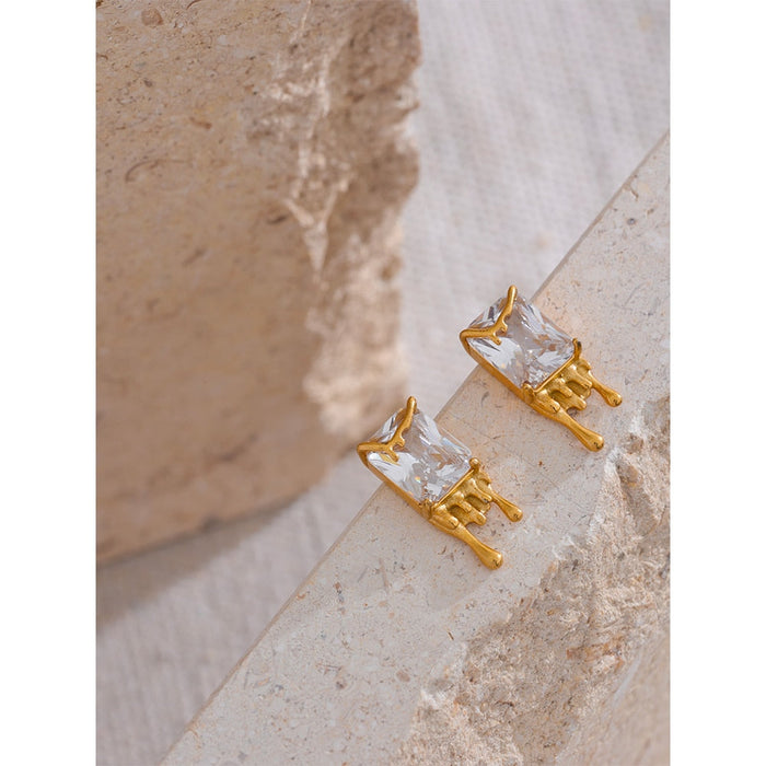 Glamorous Design Earrings for Women