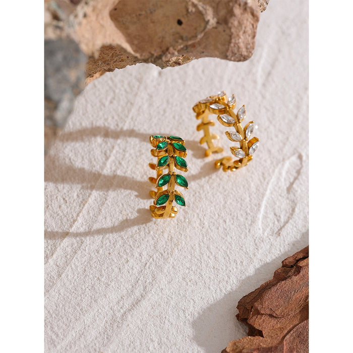 Stylish Floral Design Golden Ring