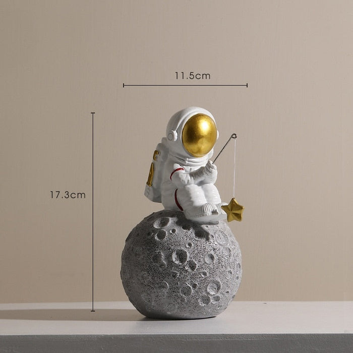 SPACEMAN Resin Ornament Decor Sculpture
