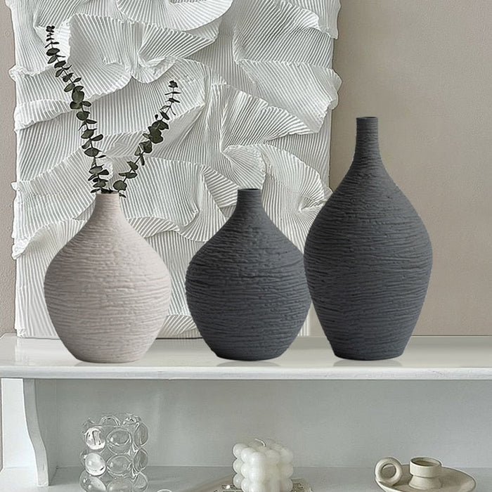 Exquisite Ceramic and Porcelain Vases