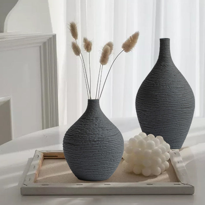 Exquisite Ceramic and Porcelain Vases