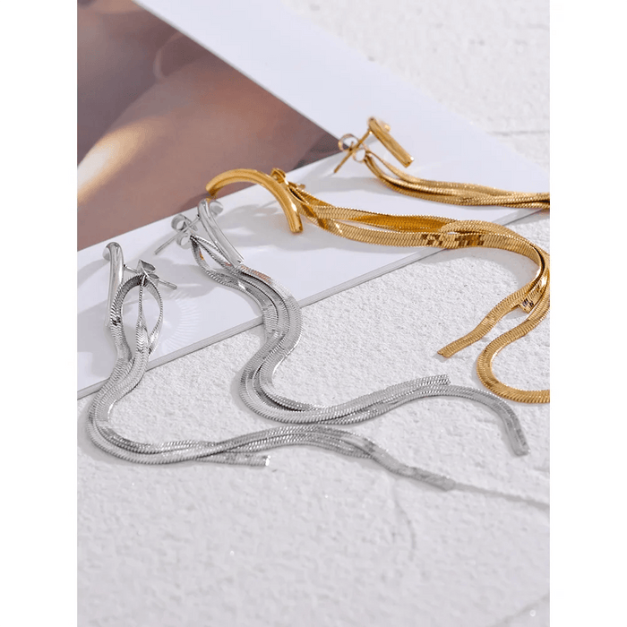 Chain Design Elegant Earrings