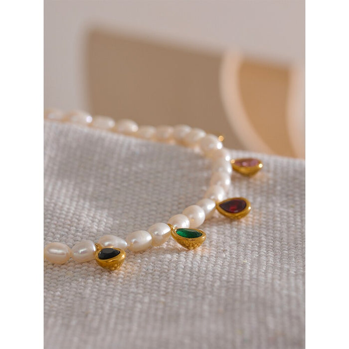 Necklace with Pearls and Crystals
