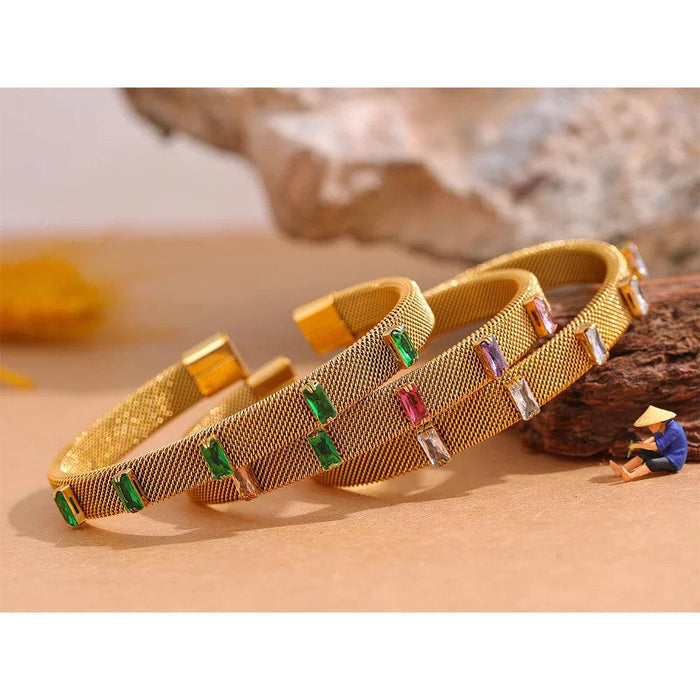 Fashionable Designer Bracelet with Crystals