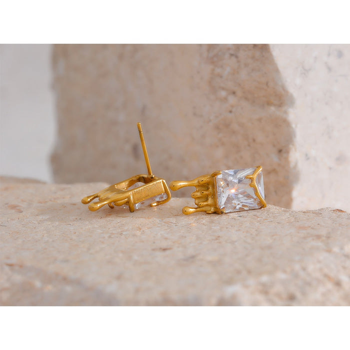 Glamorous Design Earrings for Women