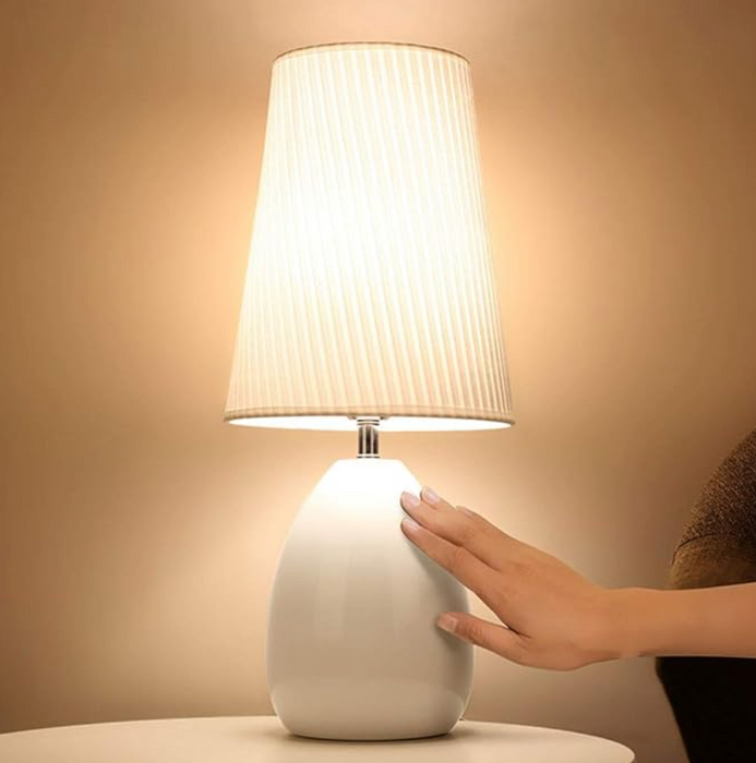 Monochrome Table Lamp: Simple yet Stylish Lighting