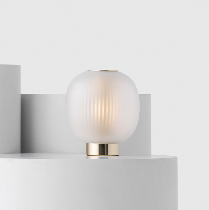 Symbolic and Captivating Lighting Piece Ball Lamp