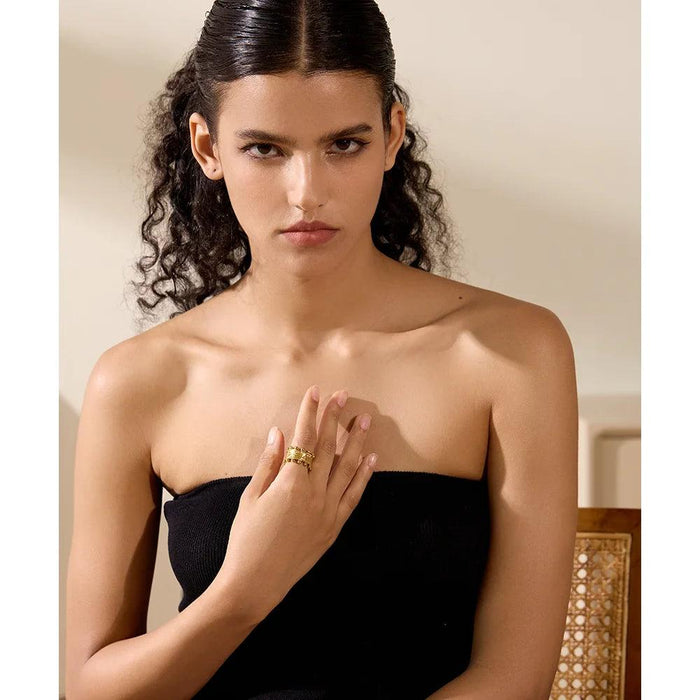 Elegant Golden Ring with Stylish Details