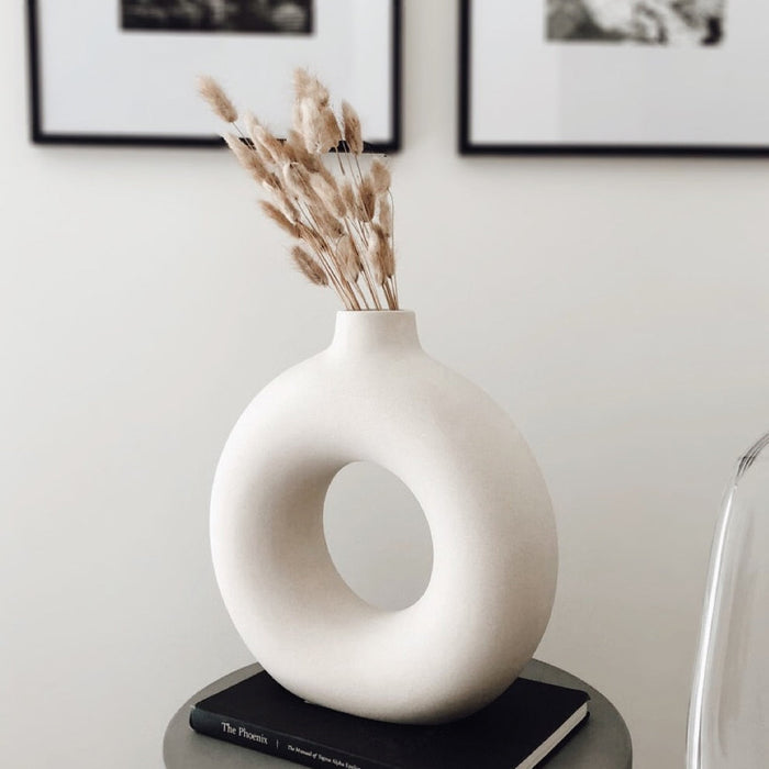 Celine Flower Pot – Modern Porcelain Vase