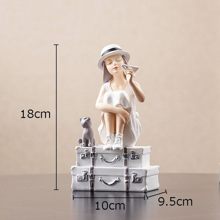 Modern Girl Resin Figurine Decorative Statue