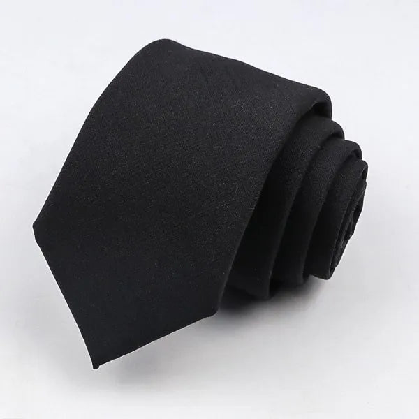 Solid Black Skinny Tie for Men - Elegant Fashion Accessory