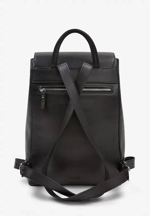 Elegant Women's Leather Backpack – Handcrafted for Timeless Style