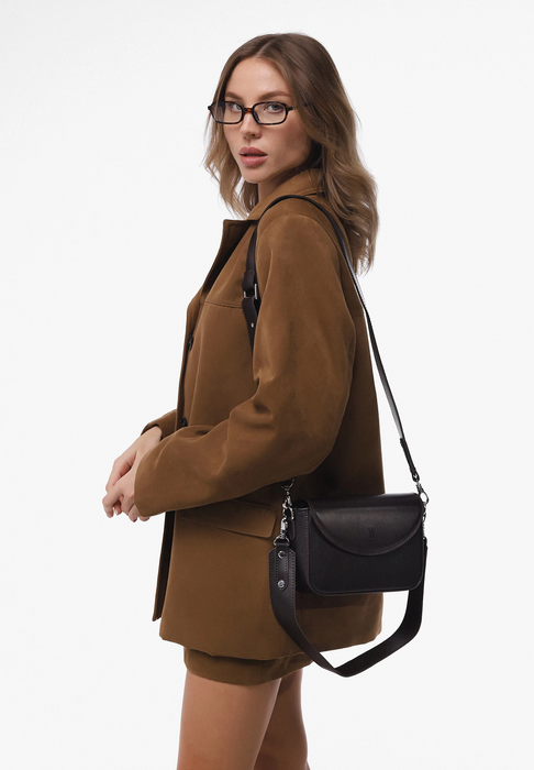 Classic Women’s Leather Purse – Handmade and Stylish