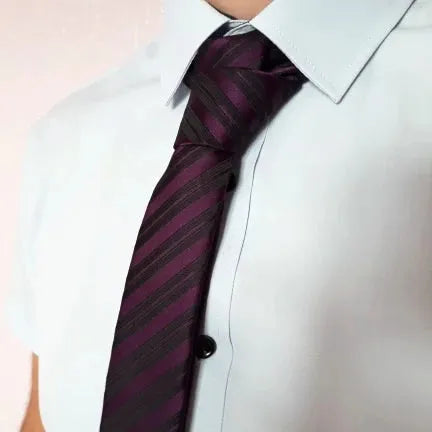 Skinny Purple Striped Tie for Classy Men - Stylish Accessory for Any Occasion
